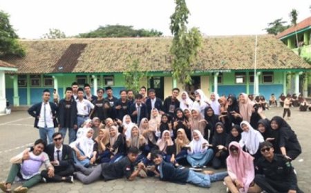 MA DARUSSA’ADAH GELAR  PEMBIASAAN JUM’AT KREASI SPEKTAKULER