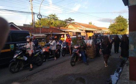 DEWAN KERJA PRAMUKA MTs DARUSSA’ADAH GELAR BAGI TAKJIL DAN BUKA BERSAMA