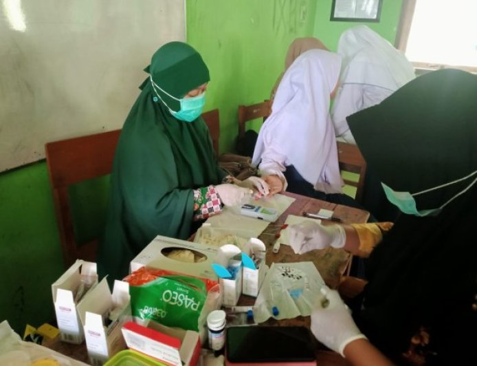 MTs Darussa’adah Bekerjasama Dengan Puskesmas Petanahan Adakan Kegiatan Skrining Anemia Pada Remaja Putri Kelas VII