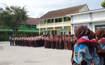 MTs Darussa’adah Gelar Ekstrakurikuler Pramuka Perdana