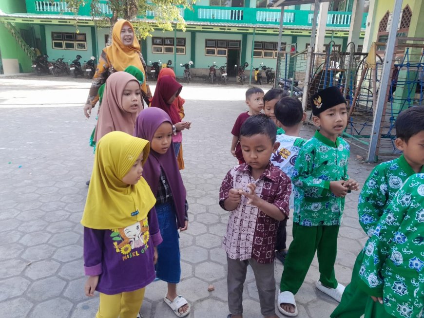 MPLS (MASA PENGENALAN LINGKUNGAN SEKOLAH)  KB KHOTIJAH (YAKPI DARUSSA’ADAH) DESA KRITIG  TAHUN AJARAN 2025/2026